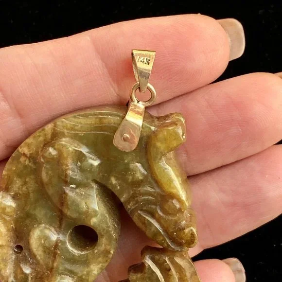 c1976 Seahorse Dragon Asian Carved Brown Jade Stone Pendant 14k Gold Bail